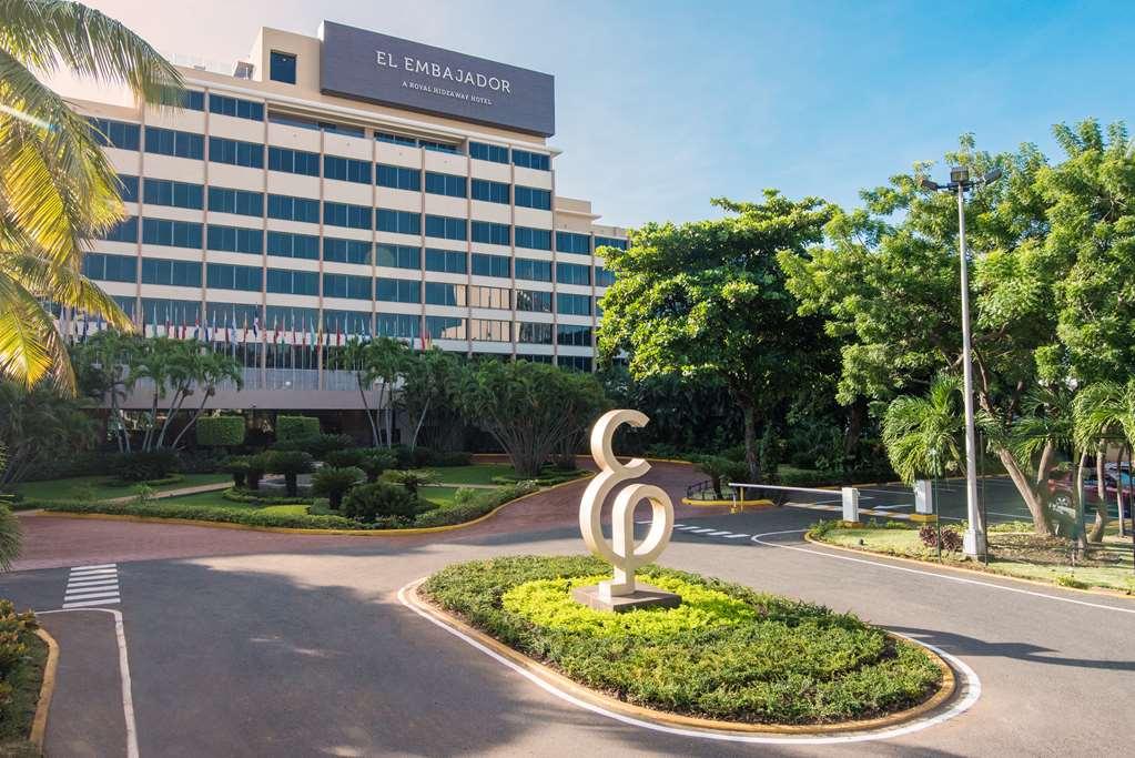 El Embajador, A Royal Hideaway Hotel Σάντο Ντομίγκο Εξωτερικό φωτογραφία El Embajador Hotel