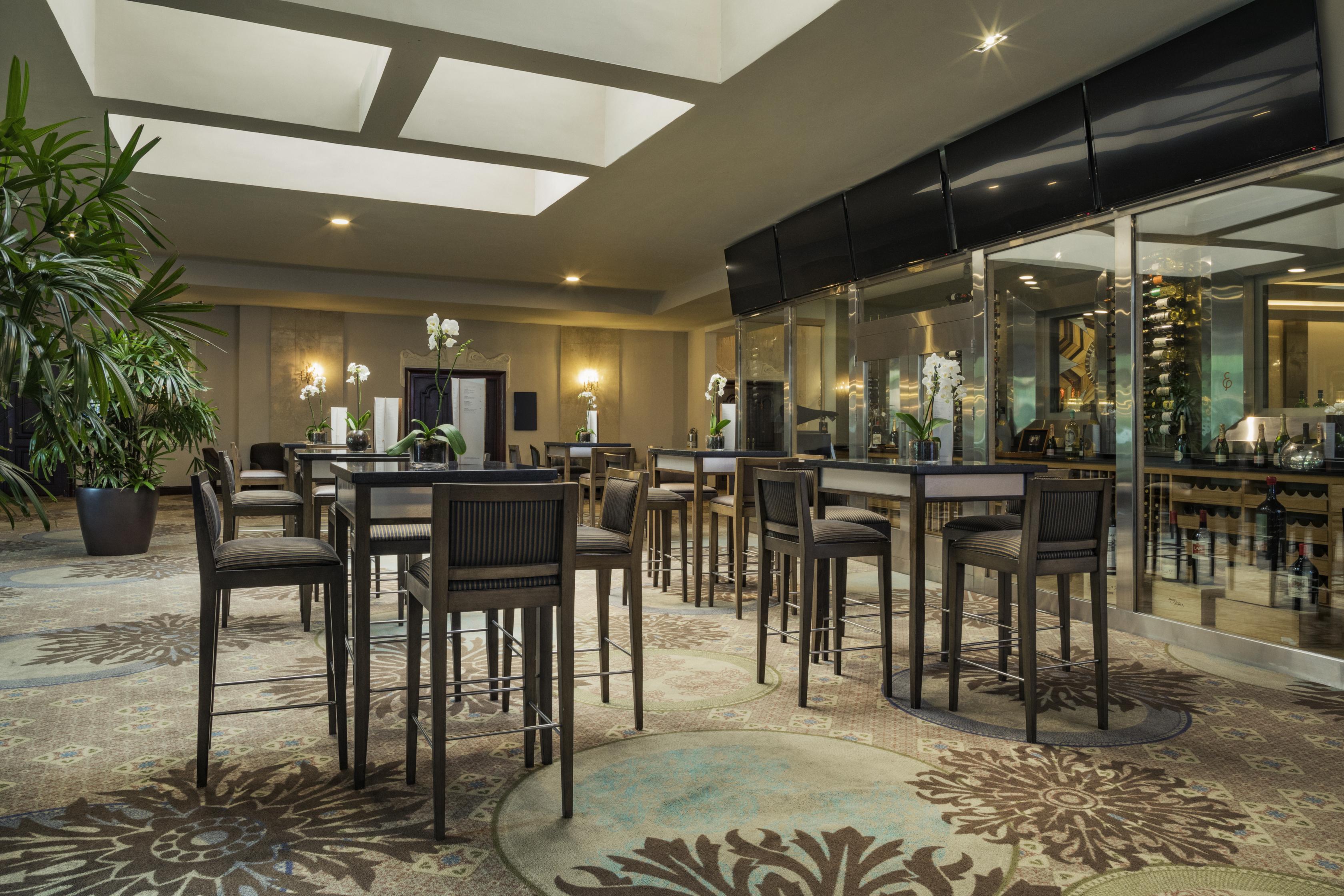 El Embajador, A Royal Hideaway Hotel Σάντο Ντομίγκο Εξωτερικό φωτογραφία The Club Lounge at the airport